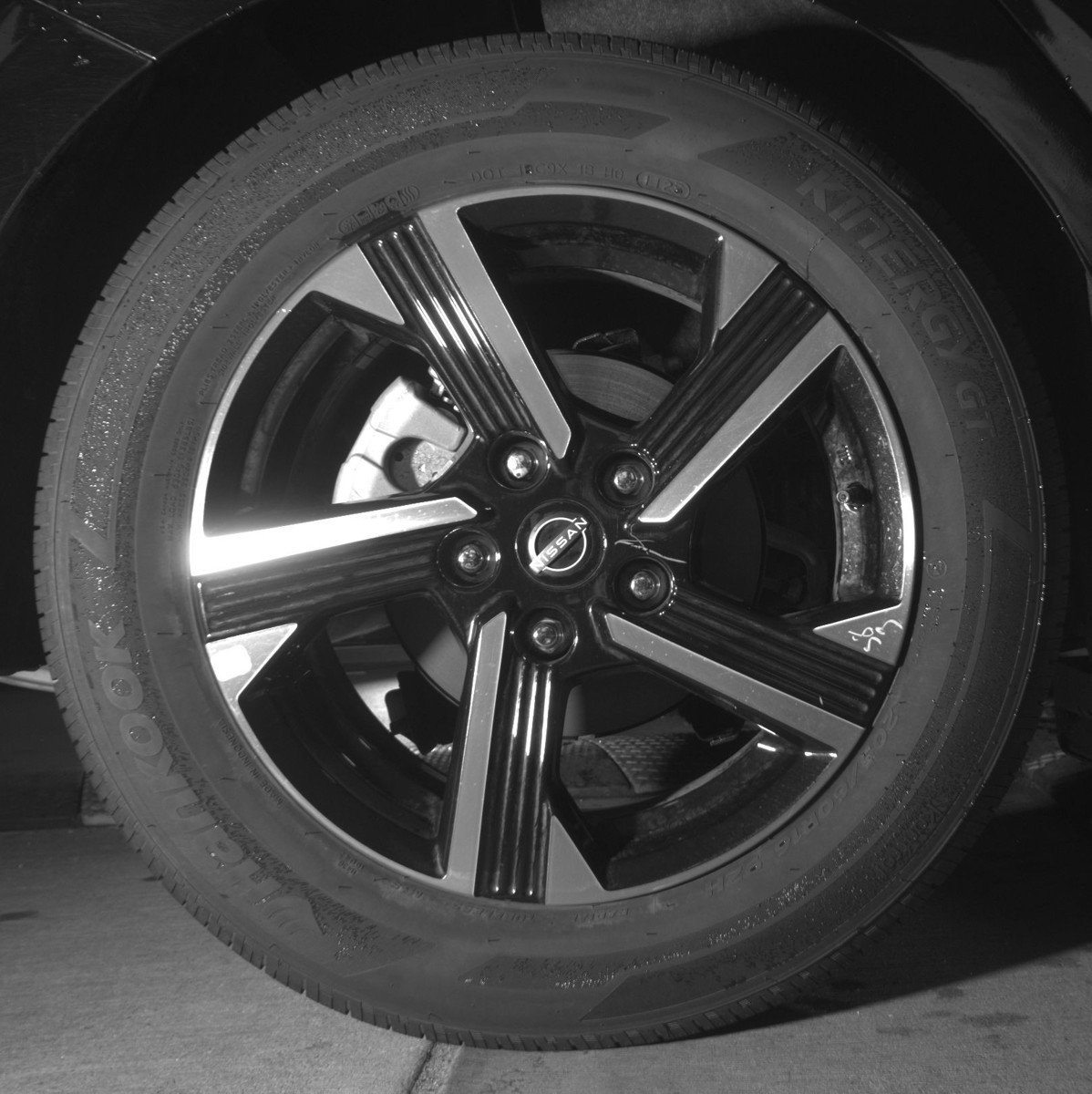 Used 2025 Nissan Sentra SV image 15