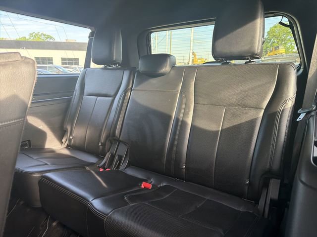 Used 2018 Ford Expedition Max XLT w/ Equipment Group 202A AWD/4WD image 24