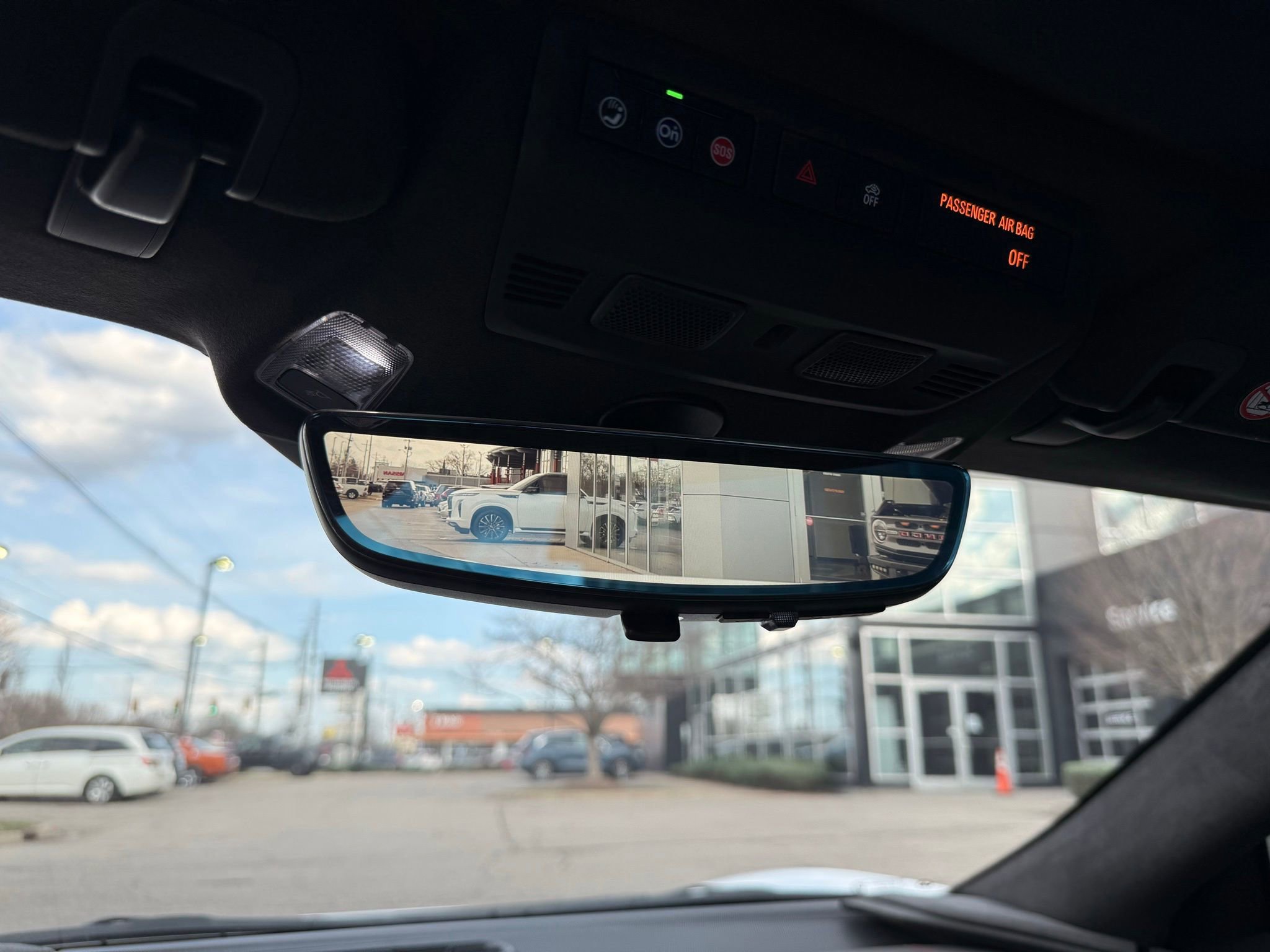 Used 2023 Chevrolet Corvette Stingray w/ Z51 Performance Package image 51