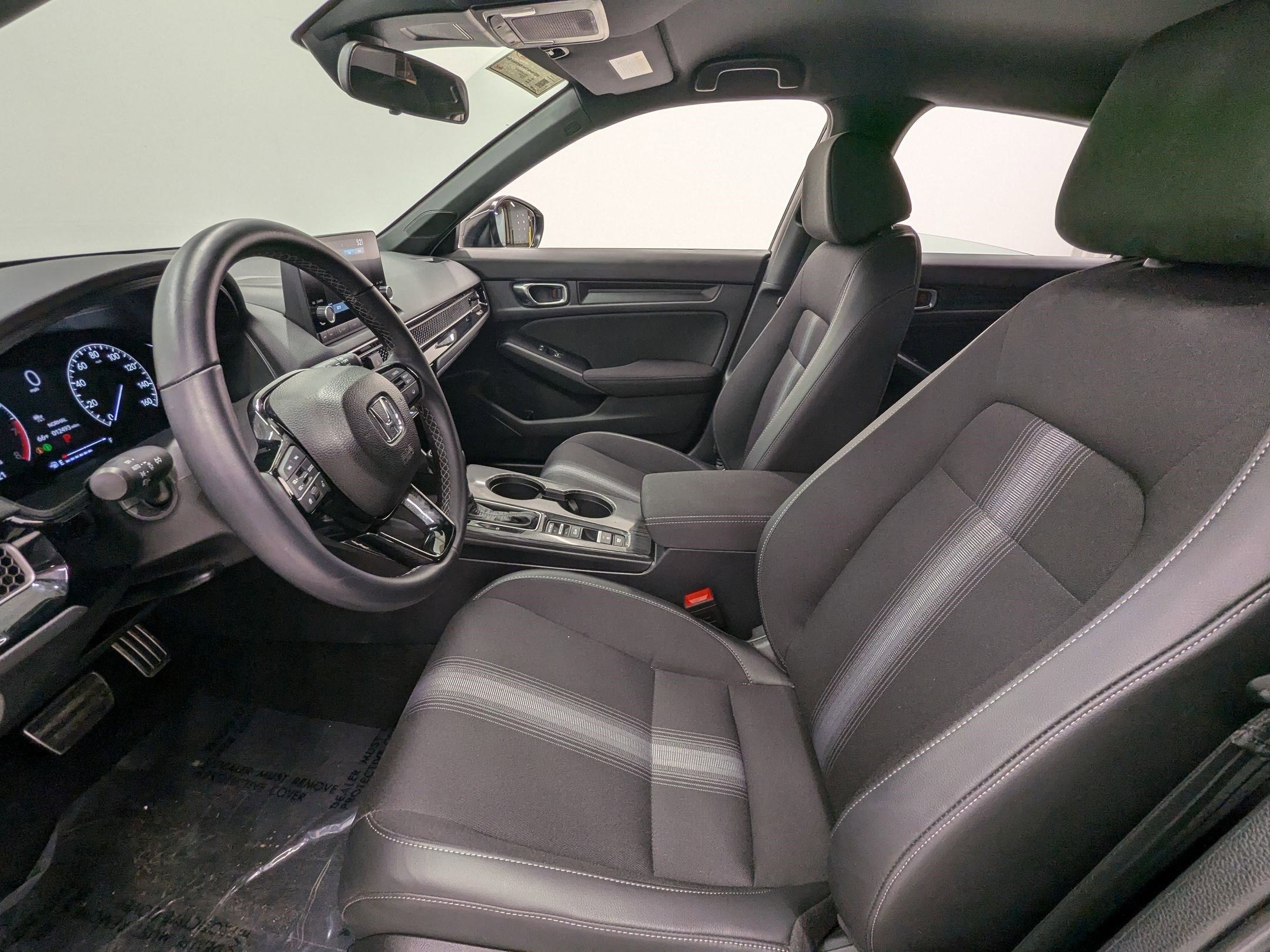 Used 2025 Honda Civic Sport image 4