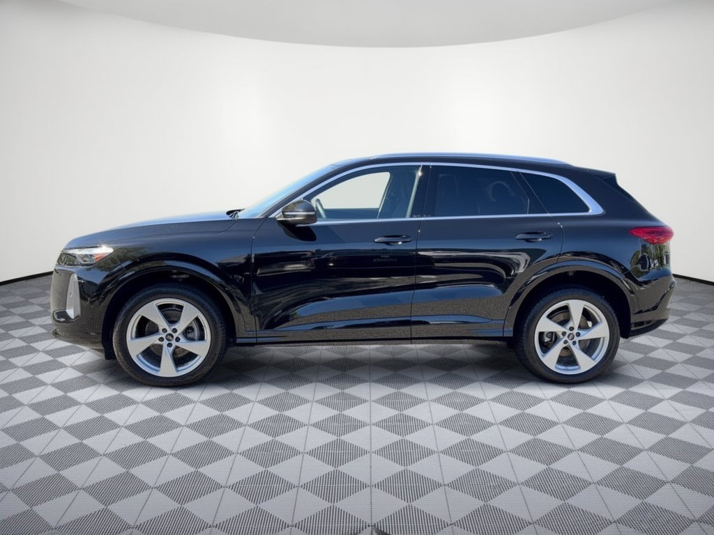 Certified 2025 Audi Q5 Premium w/ Premium Plus AWD/4WD image 2