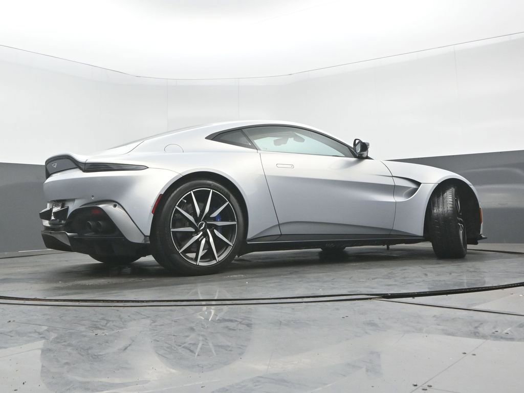 Used 2020 Aston Martin V8 Vantage Coupe RWD image 26