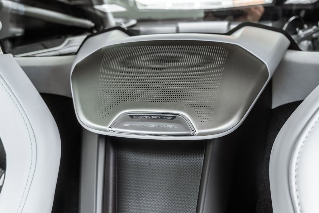 Used 2024 Chevrolet Corvette Stingray Premium Cpe w/ Battery Protection Package image 31