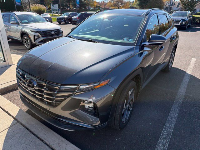 Used 2022 Hyundai Tucson Limited AWD/4WD image 2