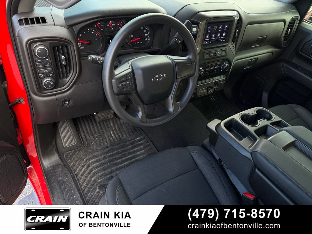 Used 2025 Chevrolet Silverado 1500 Custom Trail Boss AWD/4WD image 10