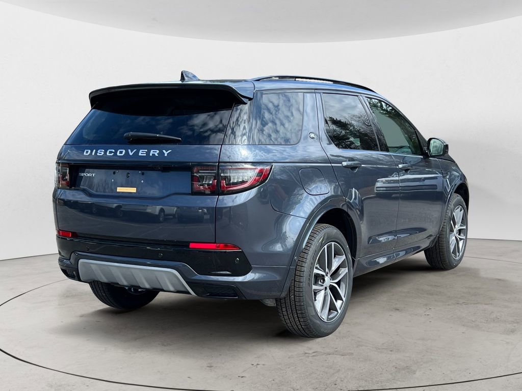 New 2025 Land Rover Discovery Sport S image 5