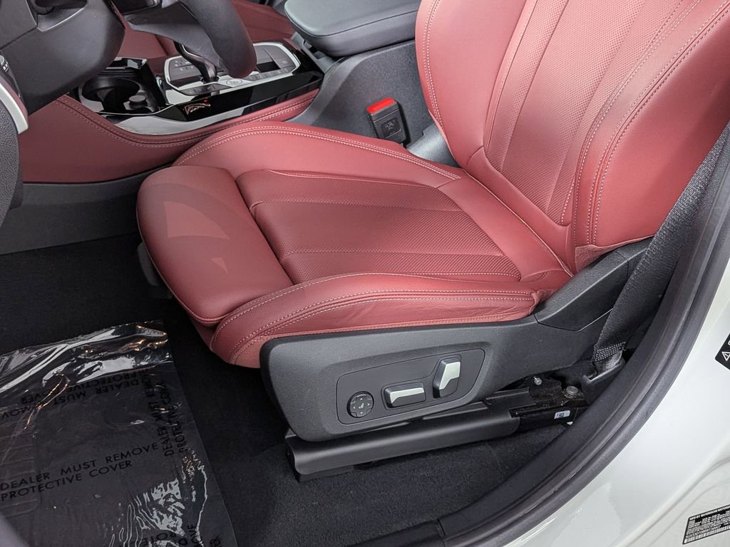 Certified 2024 BMW X4 xDrive30i w/ Premium Package AWD/4WD image 20
