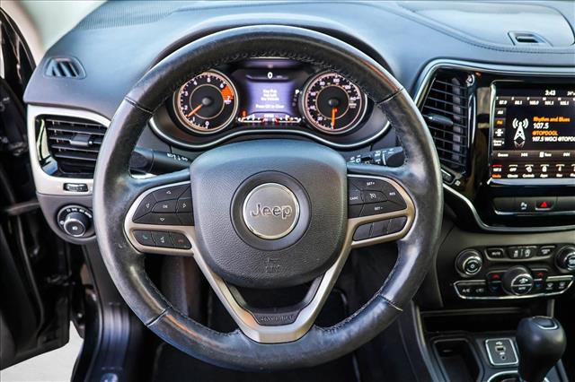 Used 2019 Jeep Cherokee Limited image 13