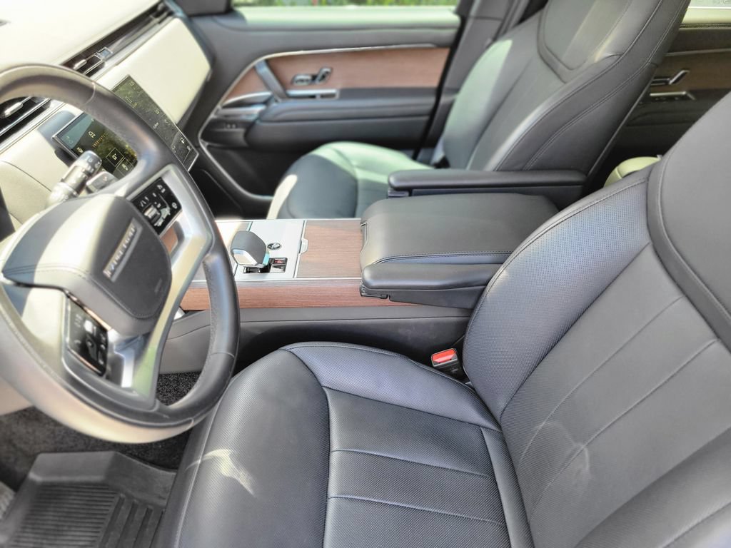 Used 2024 Land Rover Range Rover SE AWD/4WD image 17