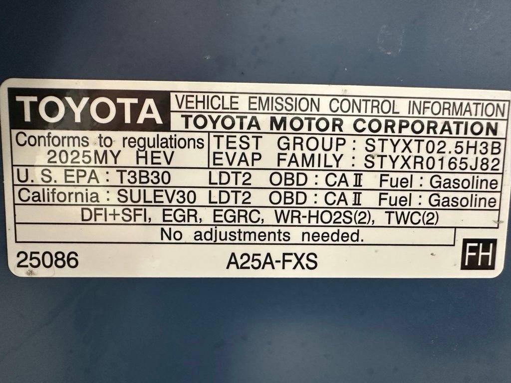 Used 2025 Toyota RAV4 XSE w/ Weather Package image 72