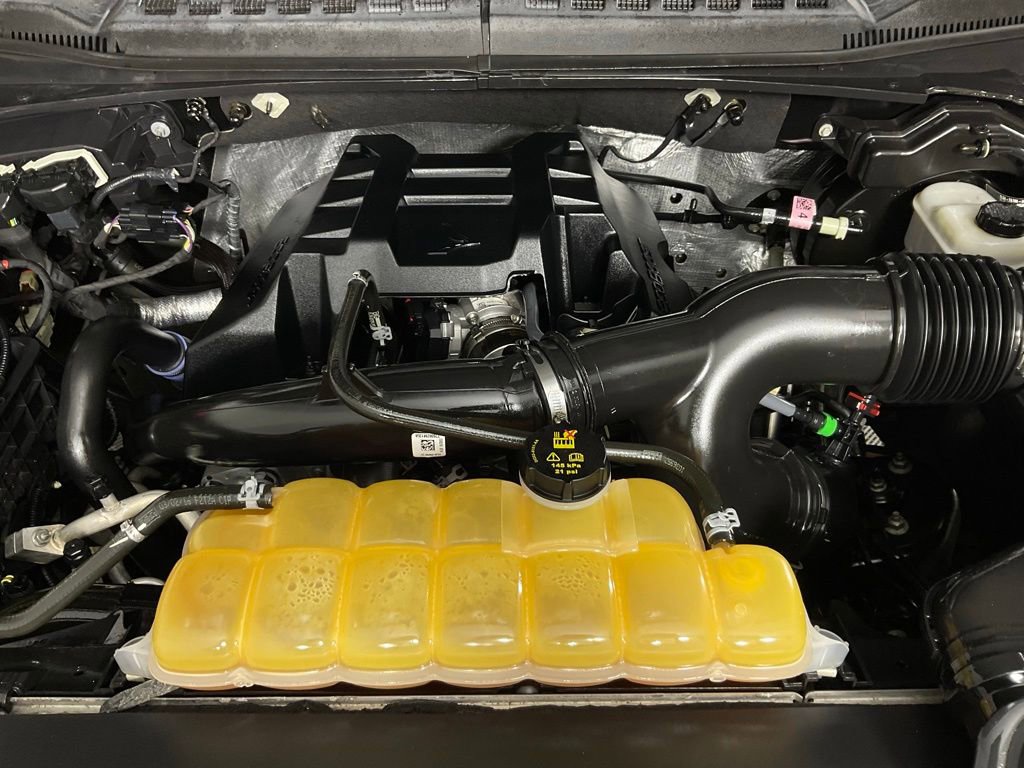 Used 2016 Ford F150 Lariat w/ Equipment Group 501A Mid image 9