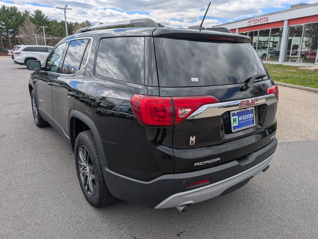 Used 2017 GMC Acadia SLT AWD/4WD image 3