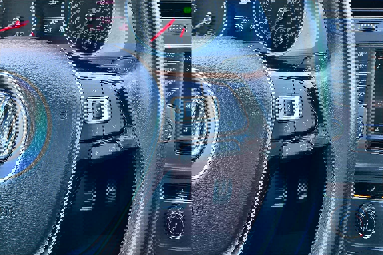 Used 2017 Volkswagen Golf Alltrack SE image 25