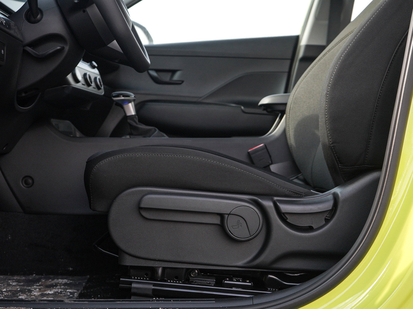 New 2026 Hyundai Kona SE AWD/4WD image 17