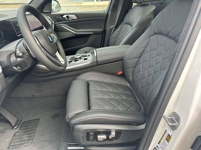 New 2027 BMW X7 xDrive40i w/ Executive Package AWD/4WD image 14
