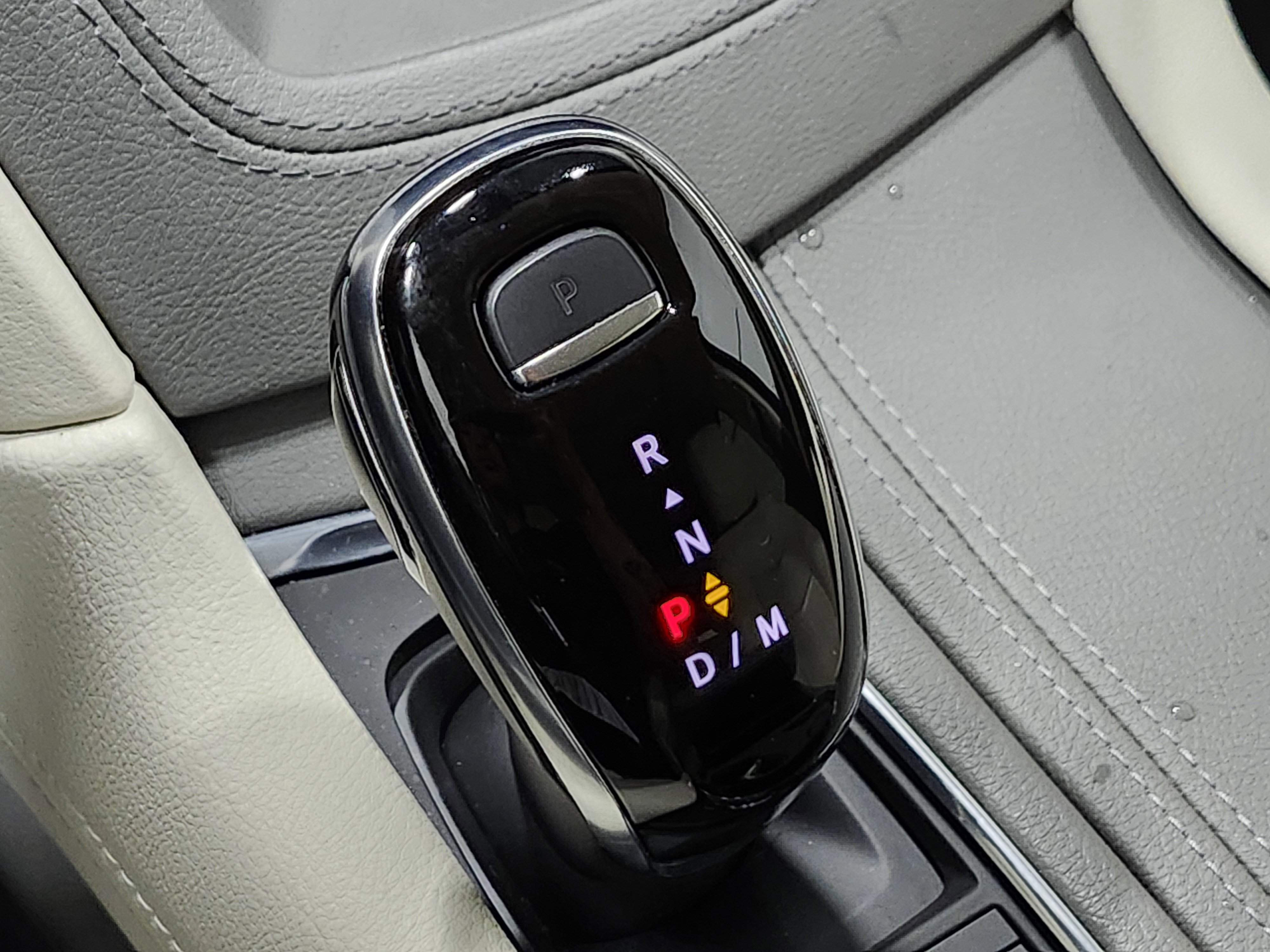 Used 2021 Cadillac XT5 Premium Luxury image 32