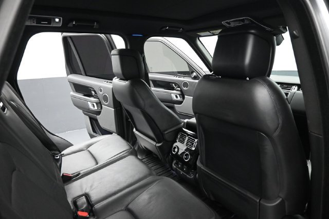 Used 2019 Land Rover Range Rover HSE AWD/4WD image 25