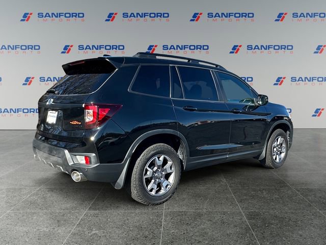 Used 2023 Honda Passport TrailSport image 5