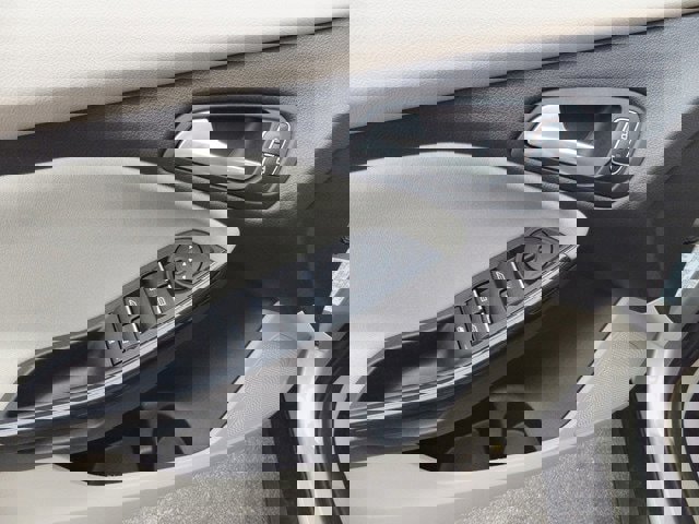 Used 2015 Ford Focus Electric Hatchback image 11