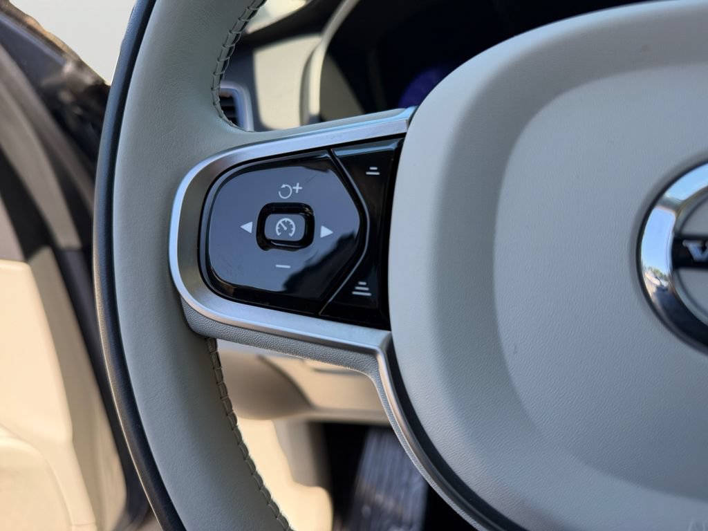 Certified 2023 Volvo XC90 B6 Ultimate AWD/4WD image 20