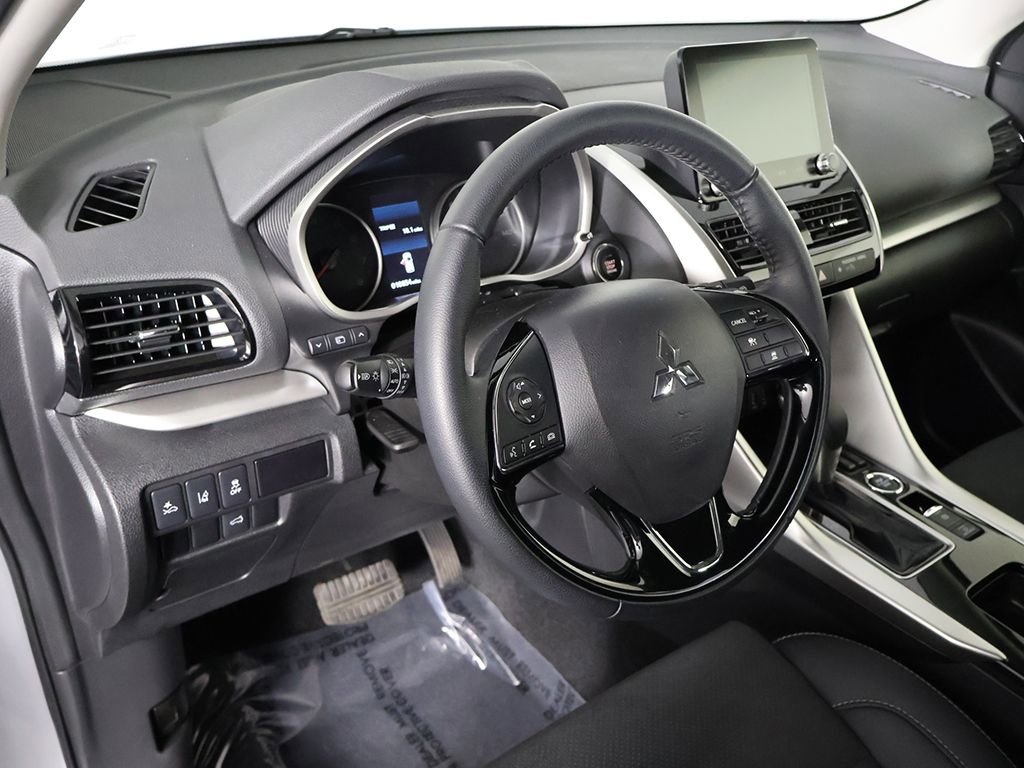 Used 2025 Mitsubishi Eclipse Cross SE AWD/4WD image 27