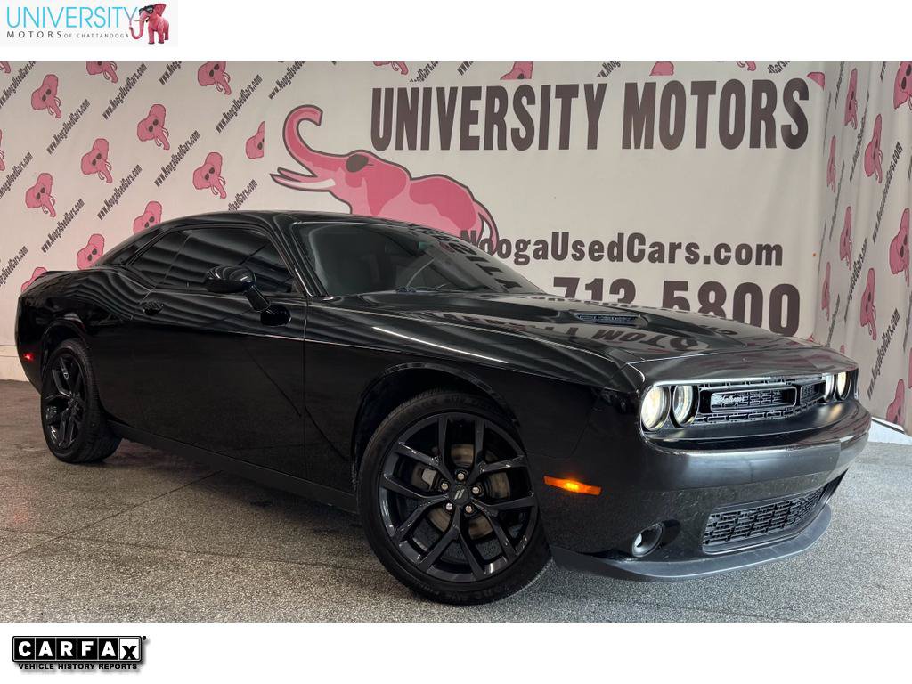 Used 2020 Dodge Challenger SXT w/ Blacktop Package RWD image 1
