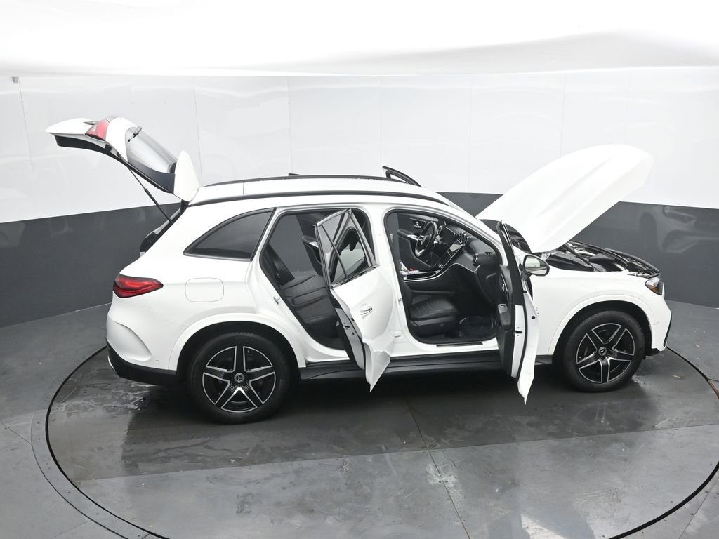 Used 2023 Mercedes-Benz GLC 300 image 55