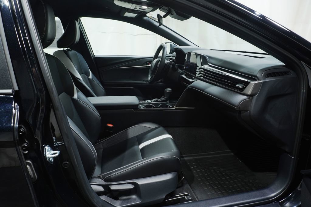 Certified 2025 Toyota Camry SE image 12