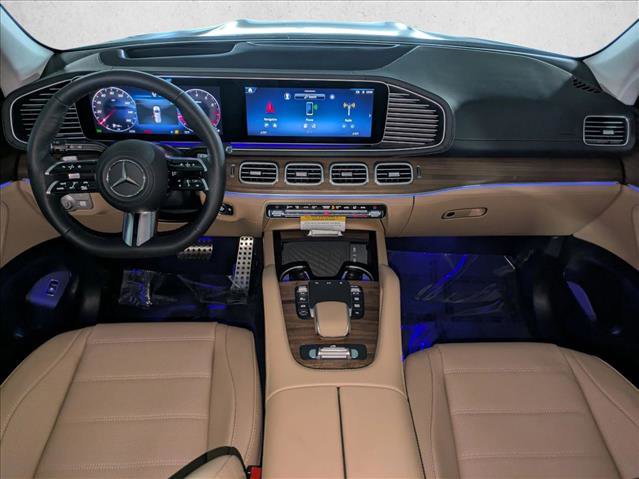 New 2026 Mercedes-Benz GLS 580 4MATIC image 15