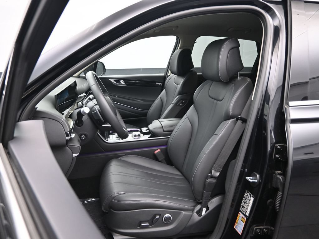 Used 2026 Genesis GV80 2.5T AWD/4WD image 24