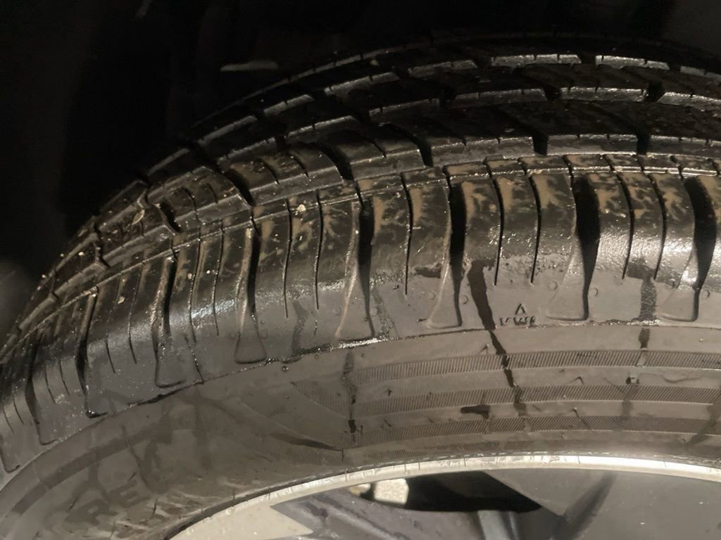 Used 2024 Nissan Rogue SV image 34