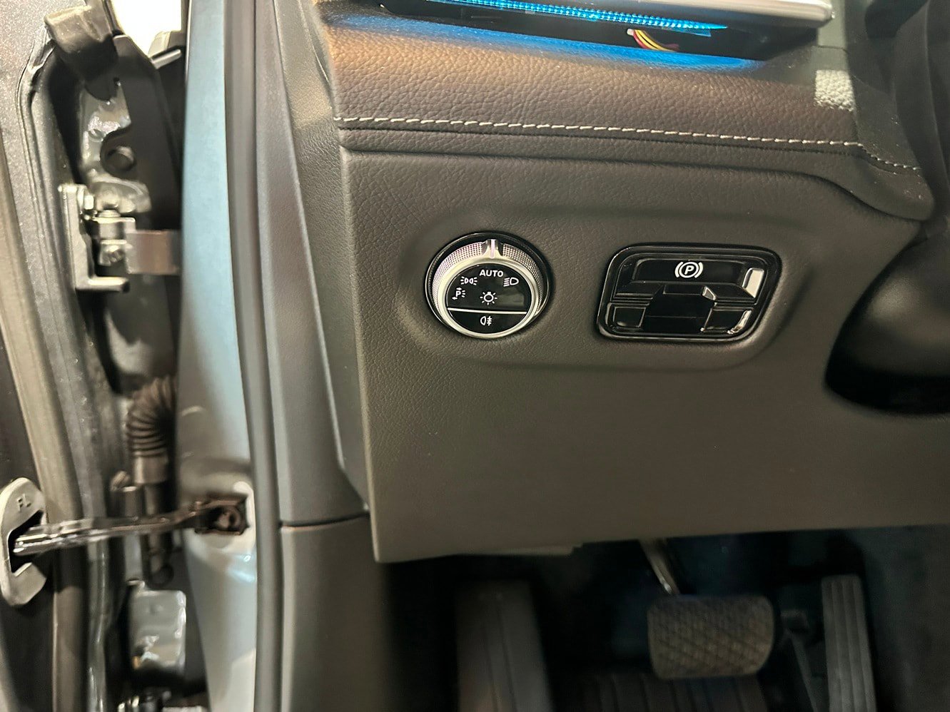 Certified 2023 Mercedes-Benz EQE 350+ 4MATIC SUV image 17