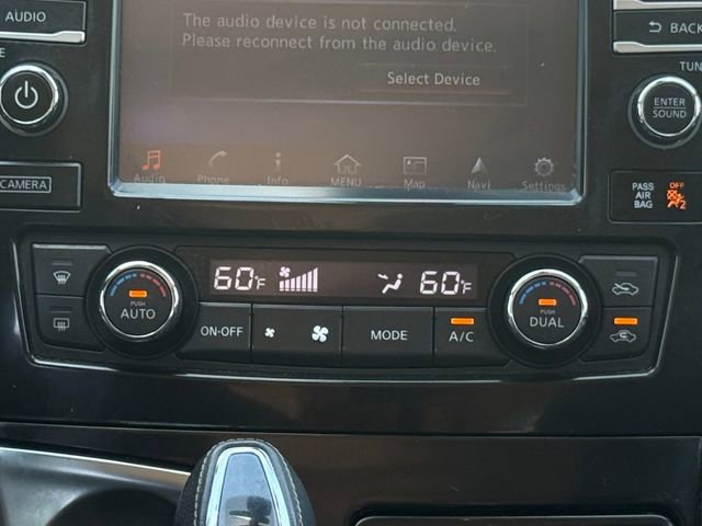 Used 2016 Nissan Maxima Platinum image 4