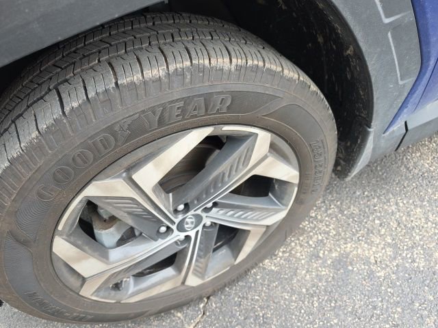 Used 2023 Hyundai Tucson Limited image 9
