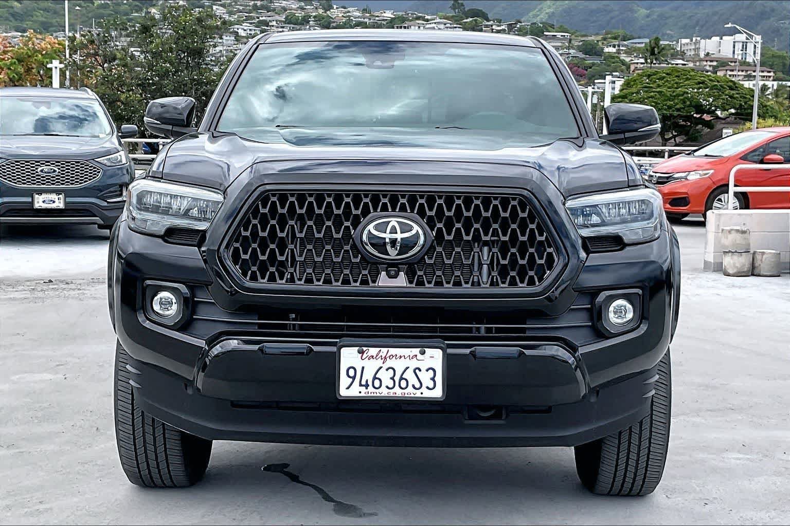 Used 2023 Toyota Tacoma Limited w/ Nightshade Package AWD/4WD image 6