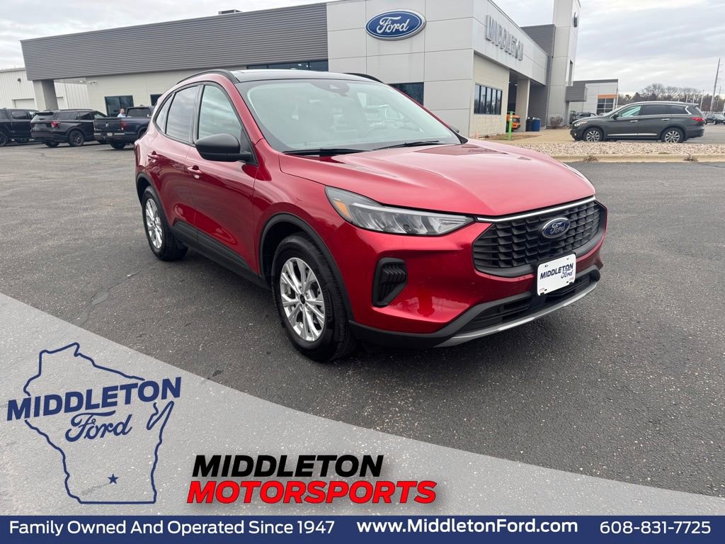 New 2025 Ford Escape Active w/ Cold Weather Package FWD image 1