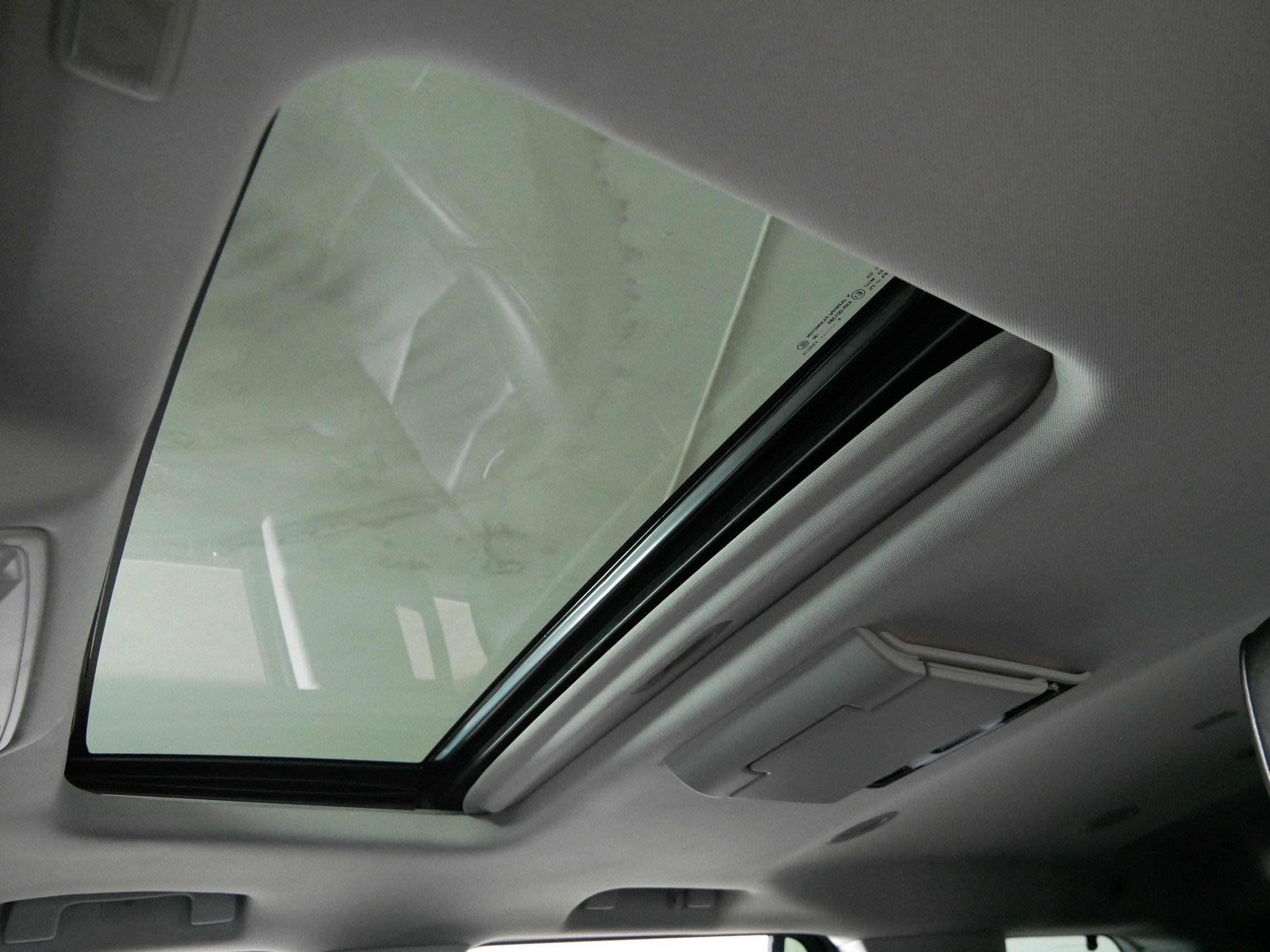 Used 2016 Cadillac Escalade Premium image 30