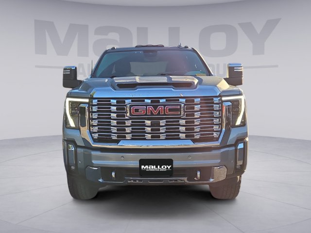 Used 2024 GMC Sierra 2500 Denali w/ Denali Reserve Package AWD/4WD image 8
