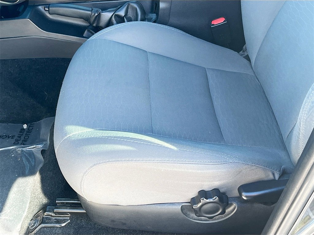 Used 2018 Toyota Tacoma SR image 18