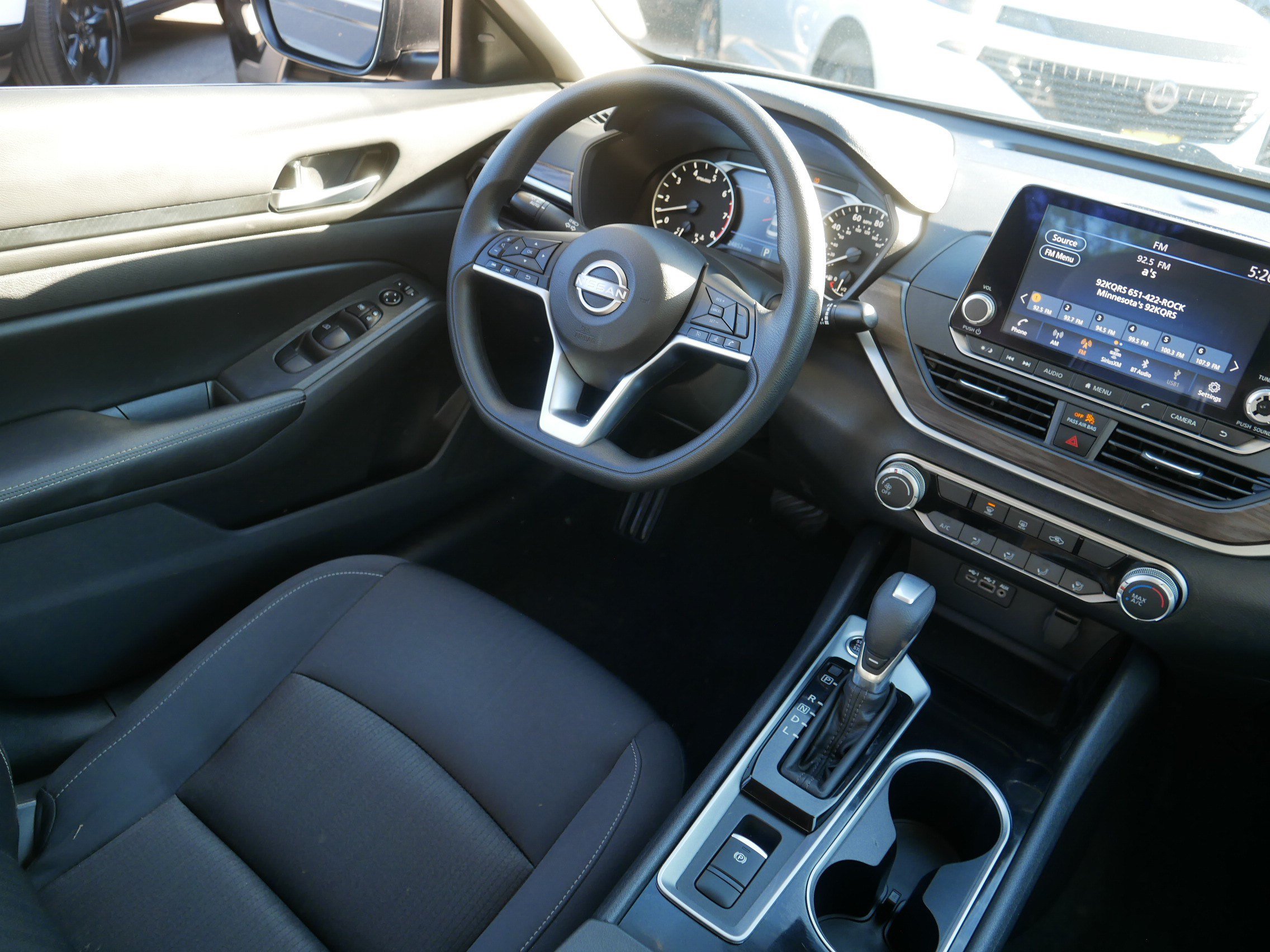 Certified 2024 Nissan Altima 2.5 SV AWD/4WD image 9
