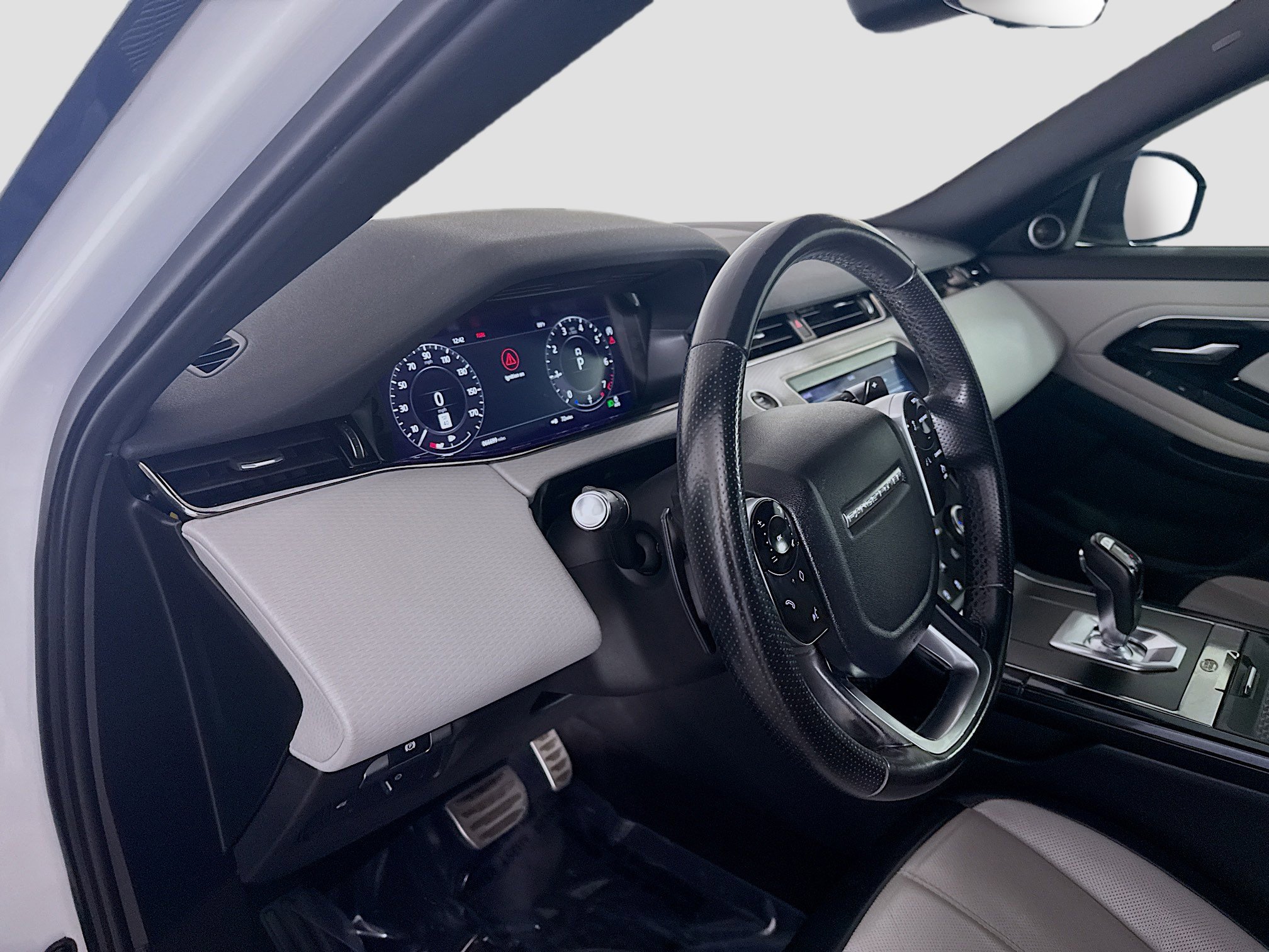 Used 2020 Land Rover Range Rover Evoque R-Dynamic S image 22