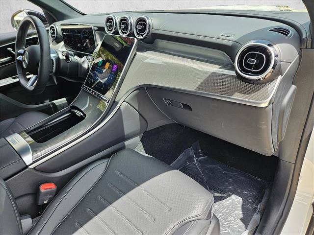 Certified 2026 Mercedes-Benz GLC 300 image 20