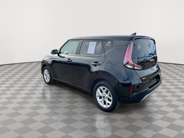 Used 2023 Kia Soul LX w/ LX Technology Package image 7