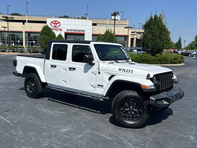 Used 2021 Jeep Gladiator Sport AWD/4WD image 2