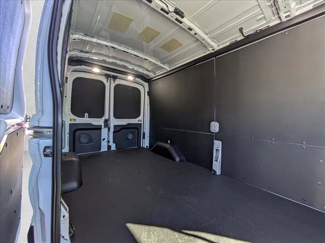 New 2026 Ford Transit 250 148 Medium Roof w/ Load Area Protection Package RWD image 10