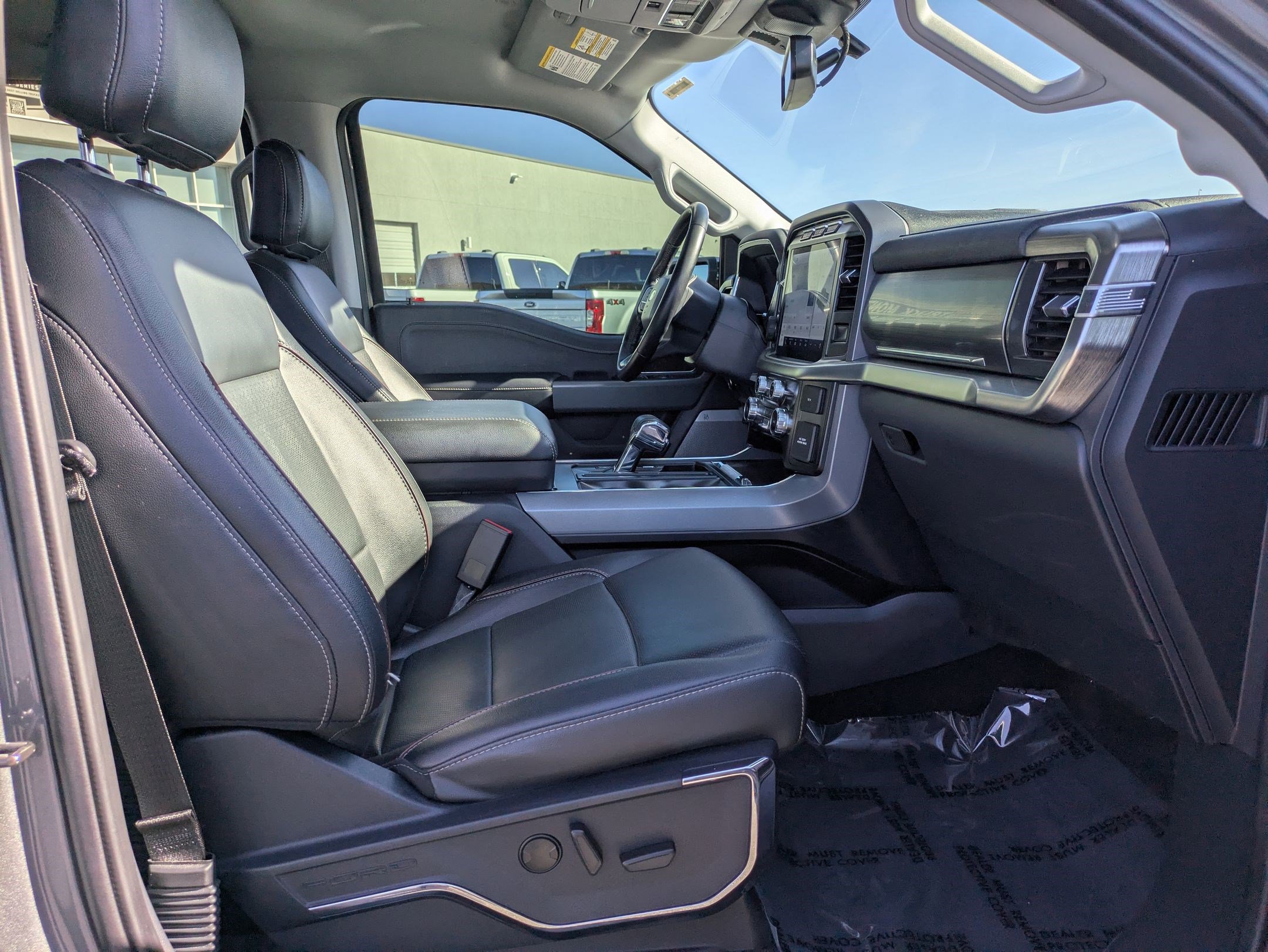 Used 2022 Ford F150 Lariat image 30