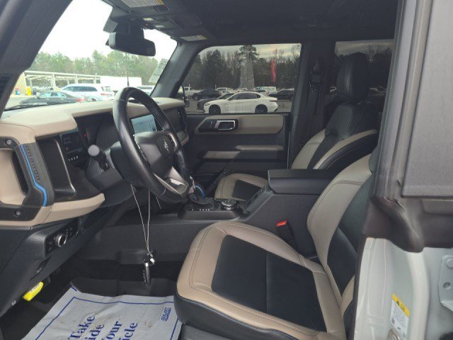 Used 2023 Ford Bronco Wildtrak image 7