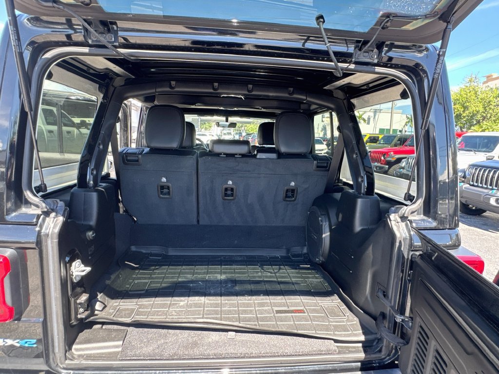 Certified 2021 Jeep Wrangler Unlimited Sahara w/ Cold Weather Group AWD/4WD image 29