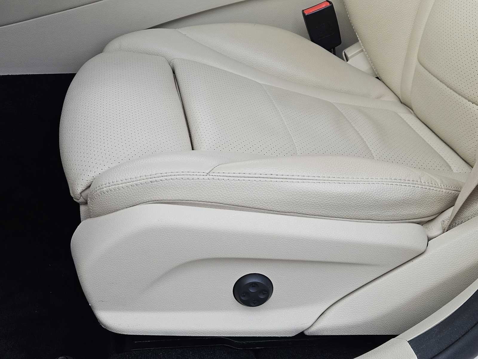 Used 2017 Mercedes-Benz GLC 300 image 21