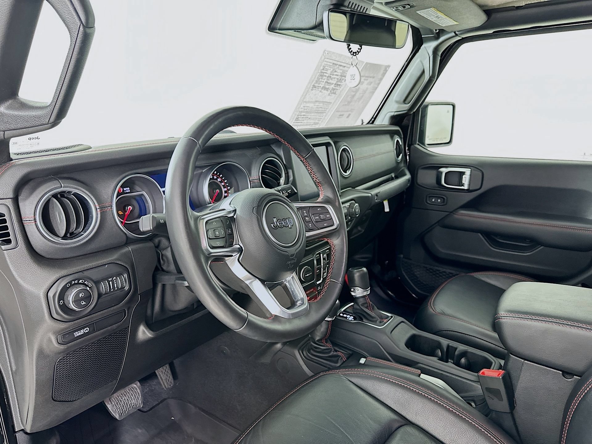 Used 2020 Jeep Gladiator Rubicon AWD/4WD image 10